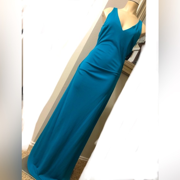 Nicole Miller Dresses & Skirts - NICOLE MILLER COLLECTION evening dress gown